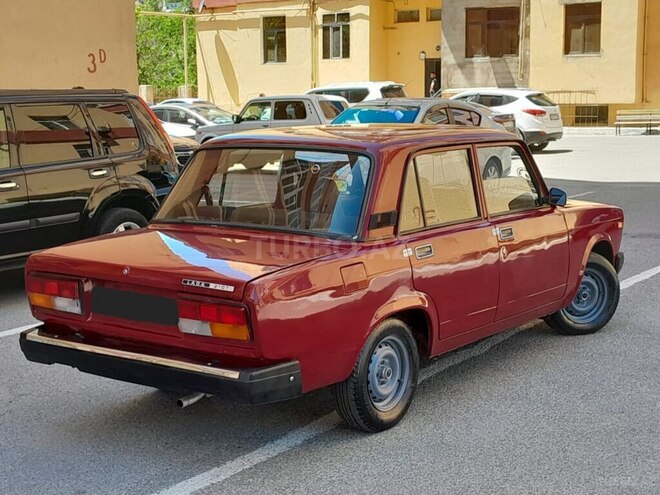 LADA (VAZ) 2107-5