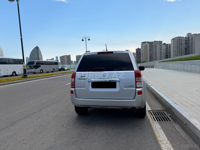 Suzuki Grand Vitara-2
