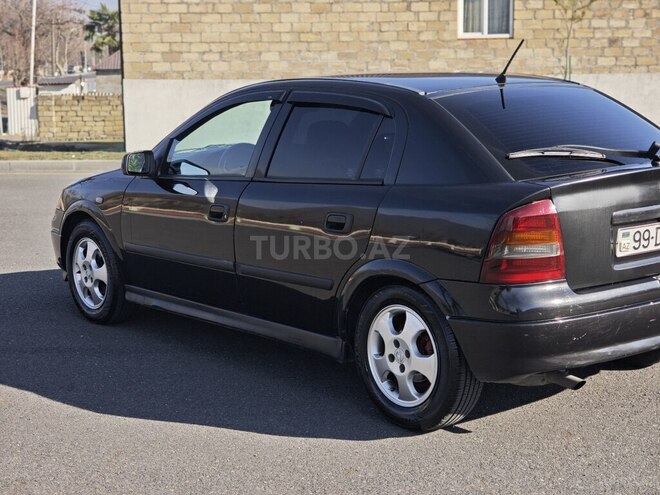 Opel Astra-3