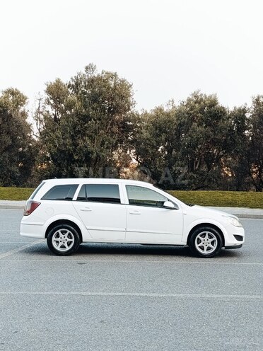 Opel Astra-2