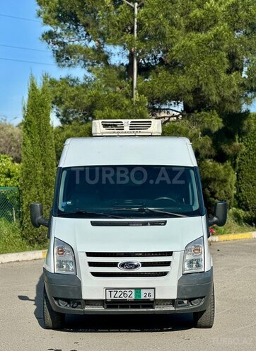 Ford Transit-2