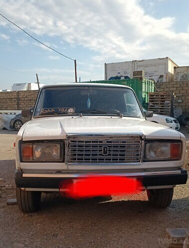 LADA (VAZ) 2107-1