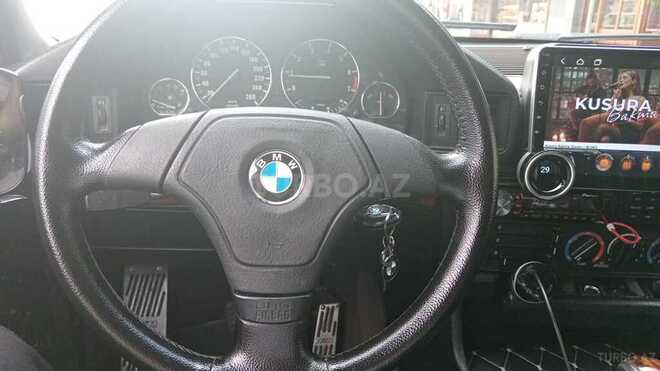 BMW 520-7