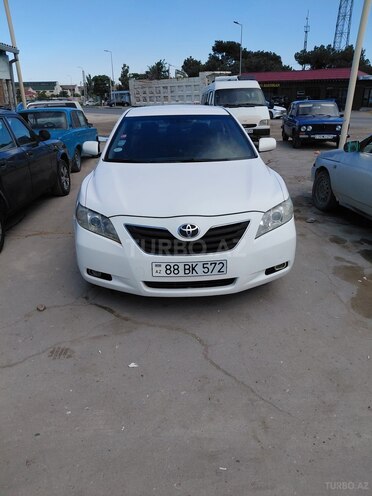 Toyota Camry-1