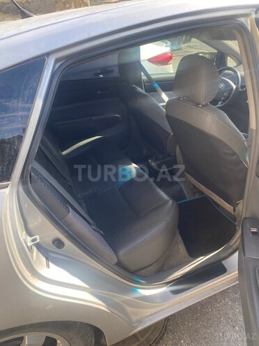 Toyota Prius-7
