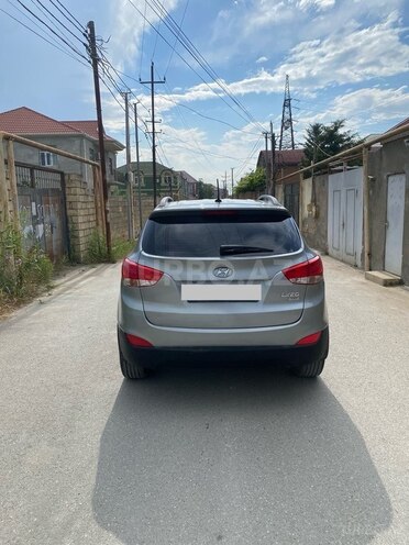 Hyundai ix35-4