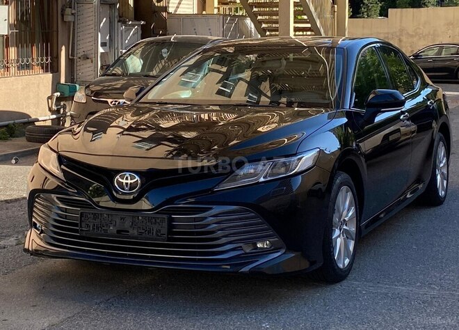 Toyota Camry-1