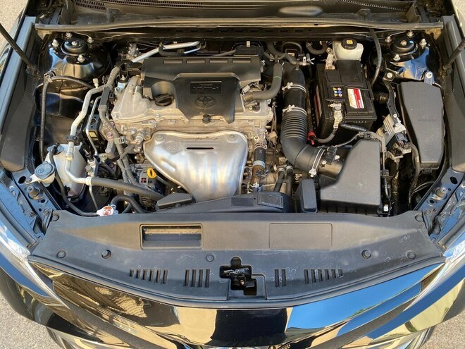 Toyota Camry-12