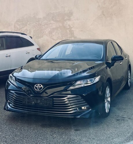 Toyota Camry-9