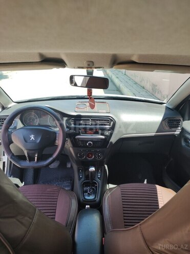 Peugeot 301-9