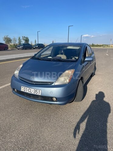 Toyota Prius-2