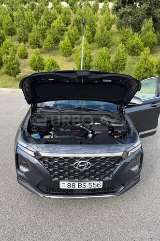 Hyundai Santa Fe-4