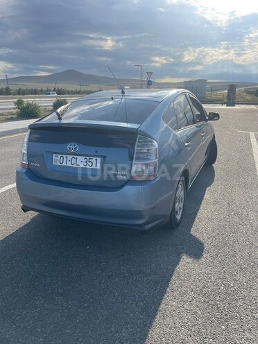 Toyota Prius-4