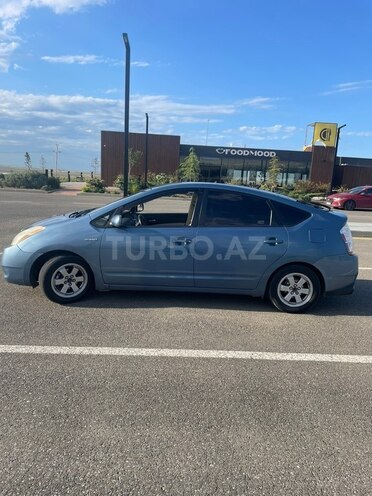 Toyota Prius-6