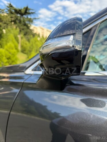 Hyundai Santa Fe-12