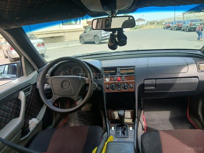 Mercedes C 180-3