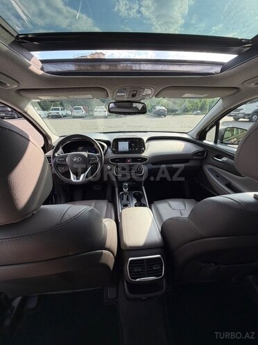 Hyundai Santa Fe-17