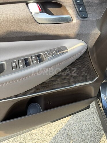 Hyundai Santa Fe-20