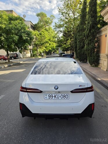 BMW i5-4