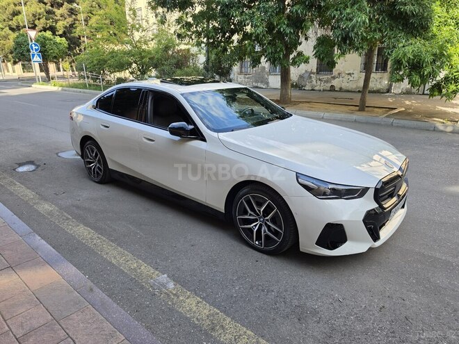 BMW i5-2
