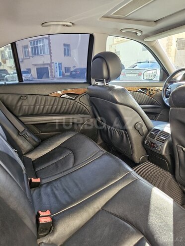 Mercedes E 320-12