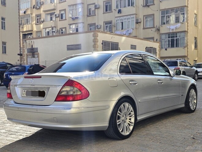 Mercedes E 320-7