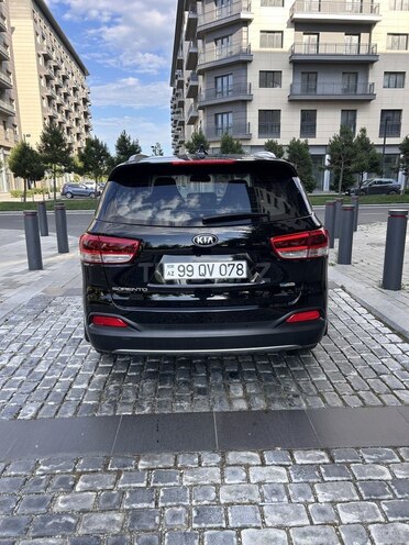 Kia Sorento-3