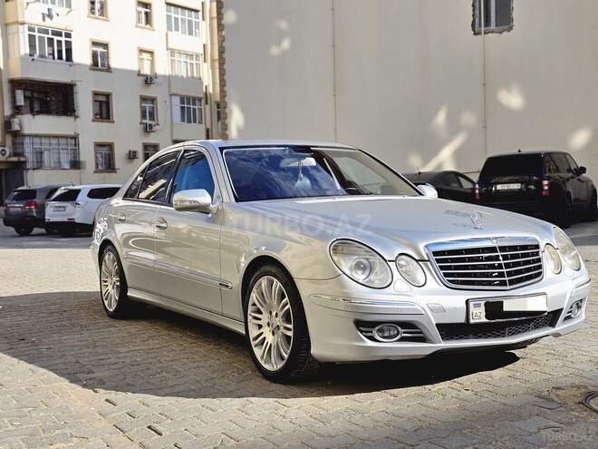 Mercedes E 320-5