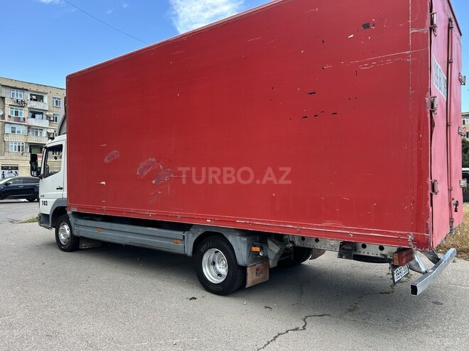 Mercedes Atego 815-9