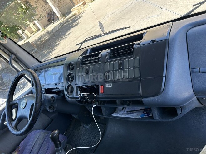Mercedes Atego 815-3