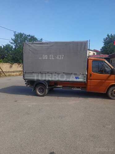 Ford Transit-3
