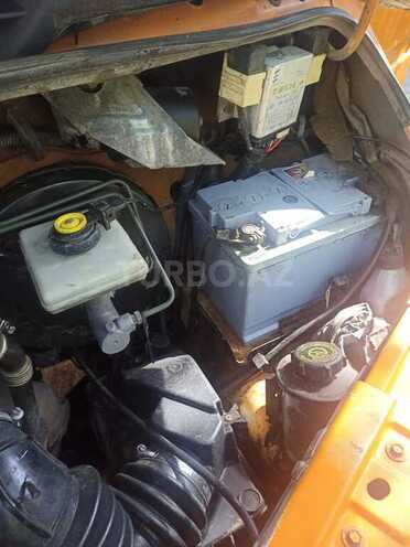 Ford Transit-7