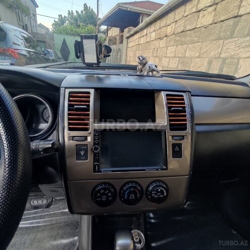 Nissan Tiida-6