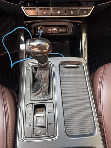 Kia Sorento-16