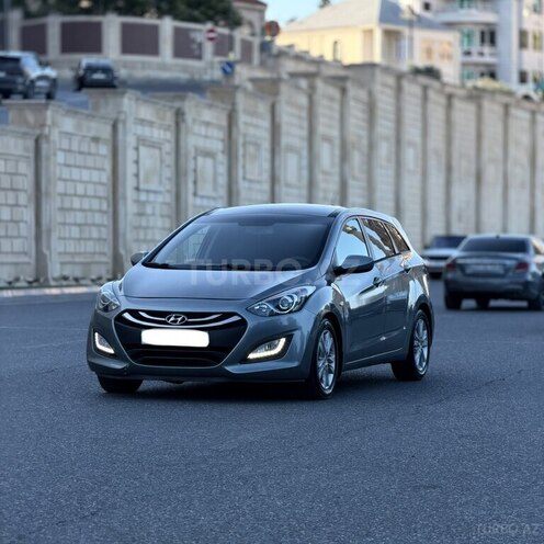 Hyundai i30-2