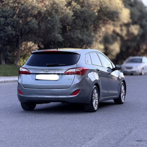 Hyundai i30-7