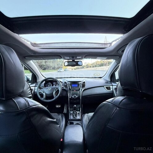 Hyundai i30-12