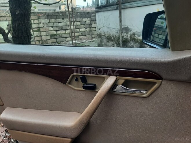 Mercedes C 220-9