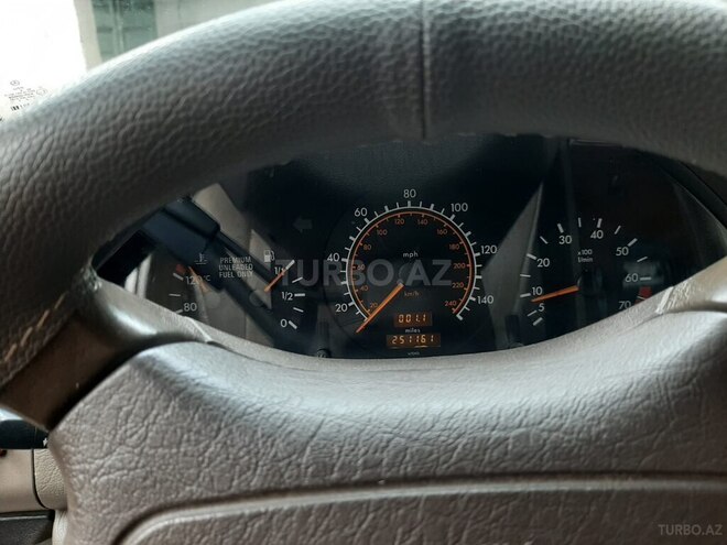 Mercedes C 220-7