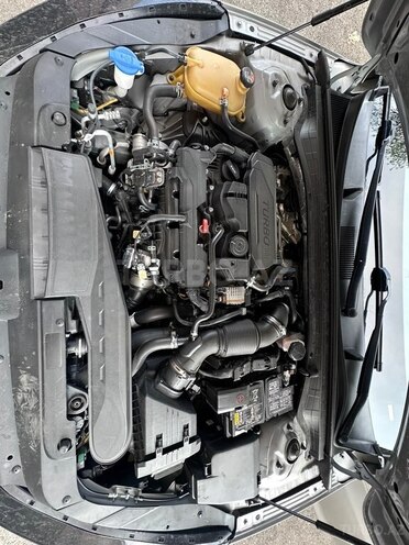 Kia K5-14
