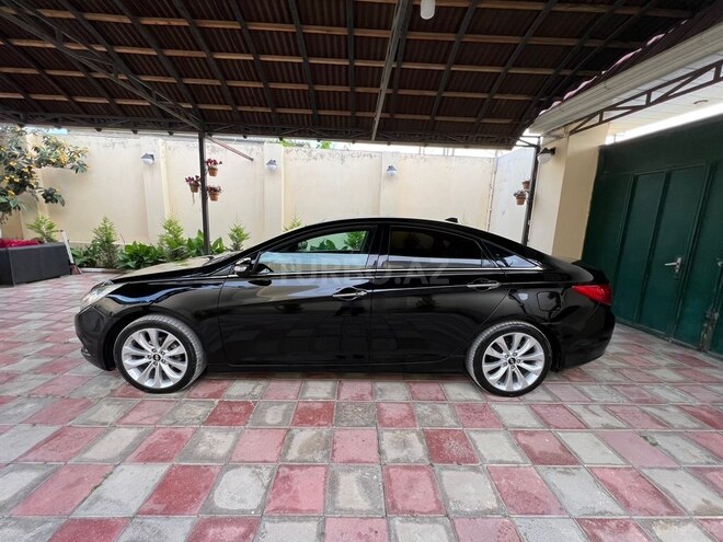 Hyundai Sonata-3