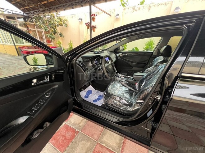 Hyundai Sonata-9