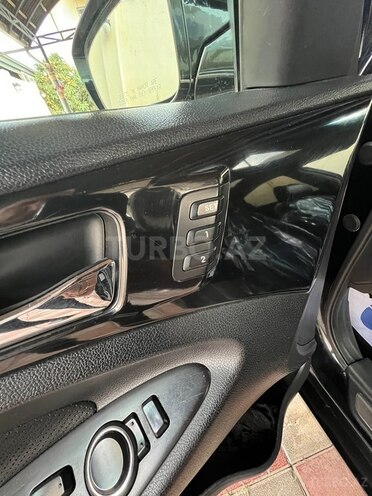 Hyundai Sonata-13