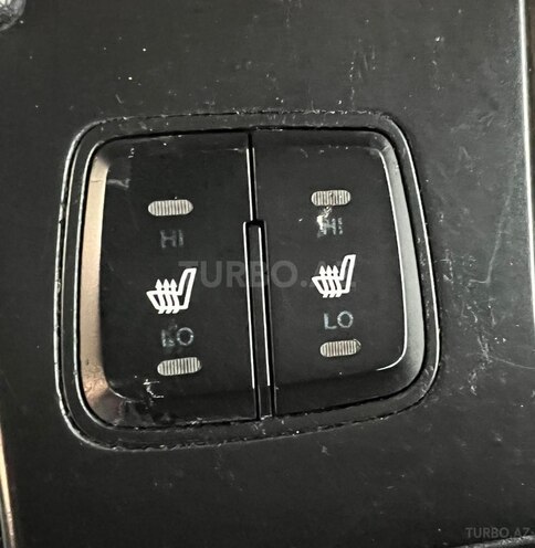 Hyundai Sonata-16