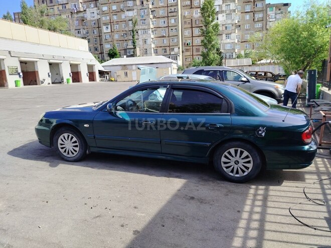 Hyundai Sonata-2