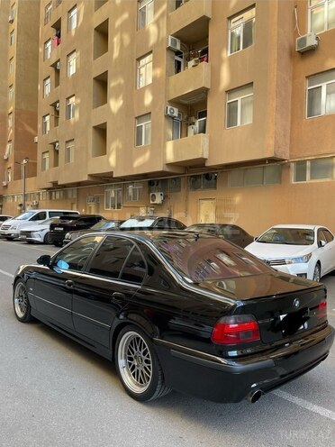 BMW 525-4