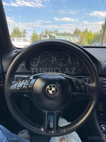 BMW 525-8