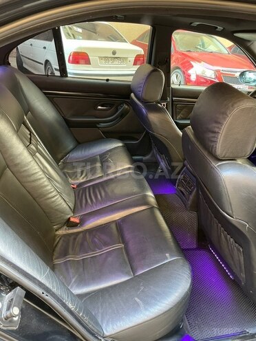BMW 525-13