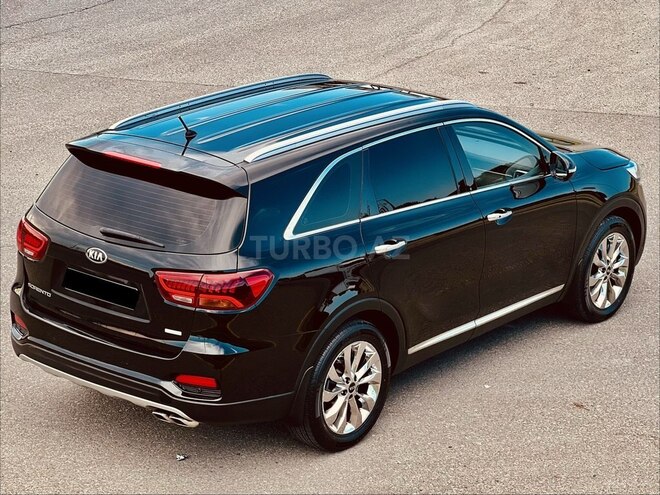 Kia Sorento-11