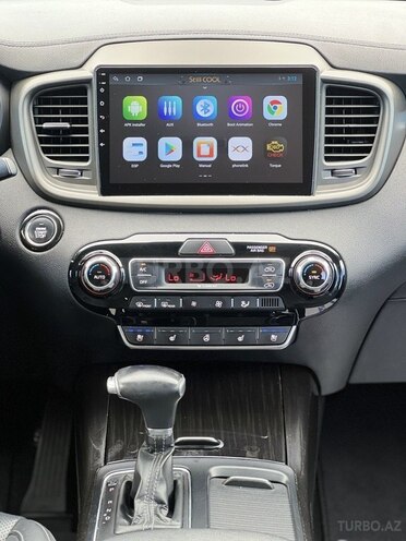 Kia Sorento-16
